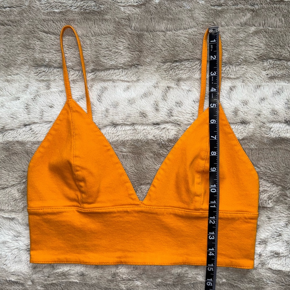 ALICE + OLIVIA Carli Denim Crop Top in Tangerine Size 6 - Picture 12 of 16